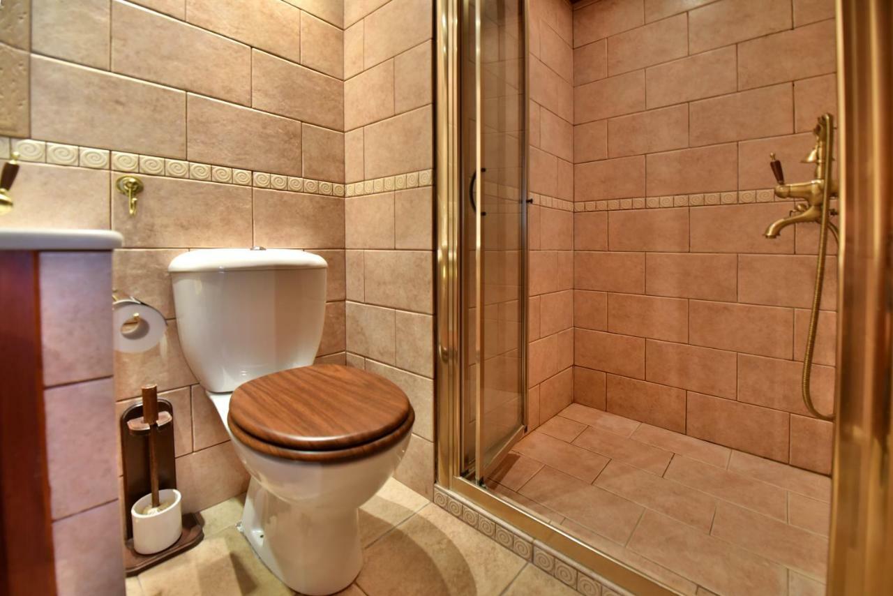Unique luxury suites Hydra  Extérieur photo