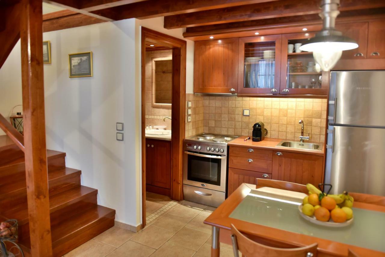 Unique luxury suites Hydra  Extérieur photo